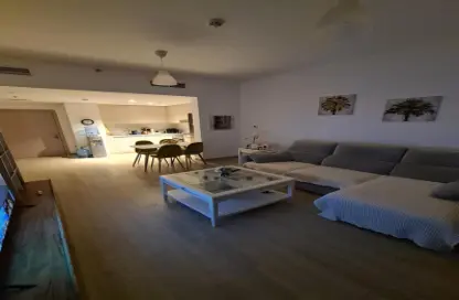 Apartment - 1 Bedroom - 2 Bathrooms for rent in Waters Edge - Yas Island - Abu Dhabi
