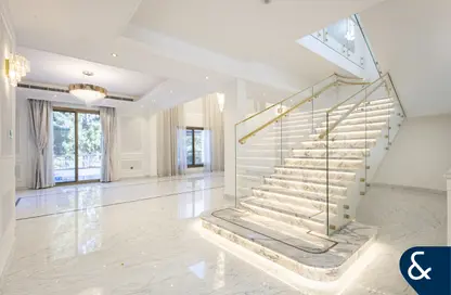 فيلا - 4 غرف نوم - 4 حمامات للايجار في قاعة الإحتفالات - طراز أوروبي - جزر الجميرا - دبي