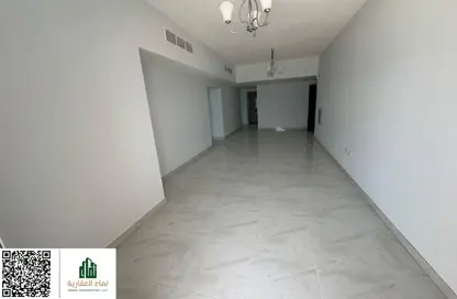 Apartment - 3 Bedrooms - 3 Bathrooms for rent in Corniche Tower - Ajman Corniche Road - Ajman