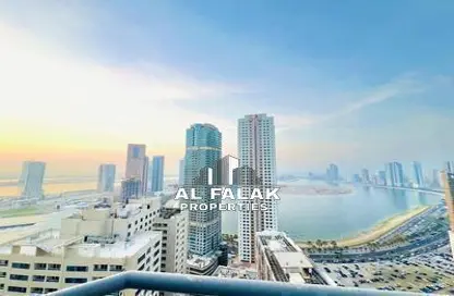 شقة - 3 غرف نوم - 4 حمامات للايجار في برج منازل 5 - شارع التعاون - التعاون - الشارقة