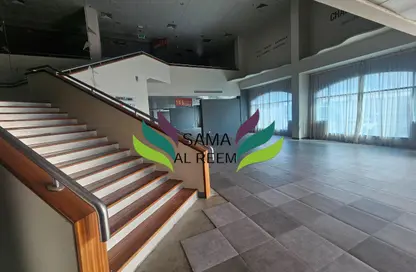 محل - استوديو - 5 حمامات للايجار في مبنى صلاح الدين - الخبيصي - ديرة - دبي محل - استوديو - 5 حمامات للايجار في مبنى صلاح الدين - الخبيصي - ديرة - دبي