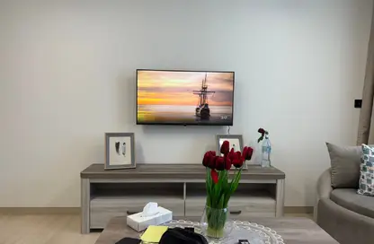 Apartment - 1 Bedroom - 2 Bathrooms for sale in Binghatti Crest - Jumeirah Village Circle - Dubai