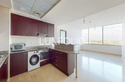 Apartment - 1 Bedroom - 2 Bathrooms for rent in Sky Gardens - DIFC - Dubai
