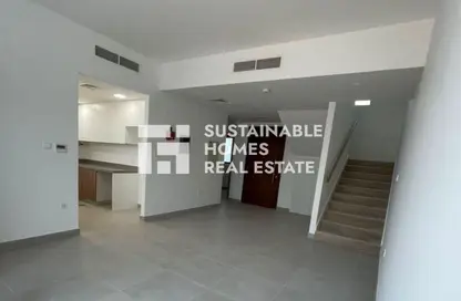 تاون هاوس - 2 غرف نوم - 3 حمامات للايجار في الغدير 2 - الغدير - أبوظبي