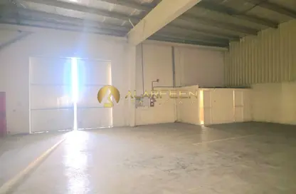 Warehouse - Studio - 1 Bathroom for rent in Phase 2 - Dubai Investment Park (DIP) - Dubai