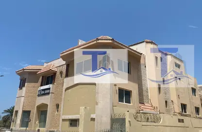 Villa - Studio - 5 Bathrooms for rent in Al Khalidiya - Abu Dhabi