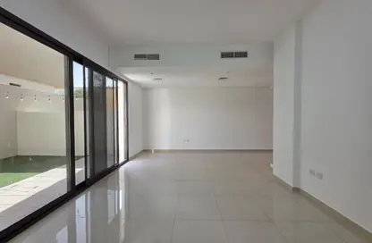 Townhouse - 3 Bedrooms - 4 Bathrooms for rent in Nasma Residence - Al Tai - Sharjah