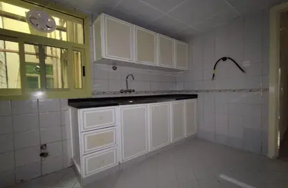 Apartment - 1 Bathroom for rent in Muwaileh Commercial - Sharjah