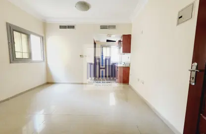 Apartment - Studio - 1 Bathroom for rent in Fire Station Road - Muwaileh - Sharjah