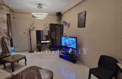 Apartment - Studio - 1 Bathroom for rent in Ajman Creek Towers - Al Rashidiya 1 - Al Rashidiya - Ajman