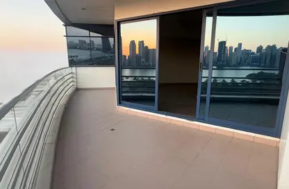 Apartment - 3 Bedrooms - 5 Bathrooms for rent in Al Majaz 1 - Al Majaz - Sharjah