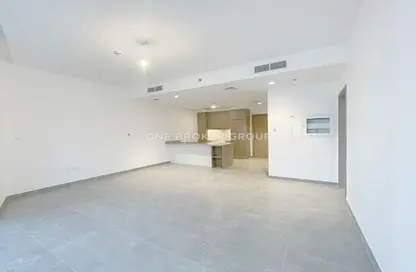 Empty Room image for: Apartment - 1 Bedroom - 2 Bathrooms for rent in Stella Maris - Dubai Marina - Dubai, Image 1