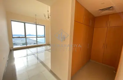 Apartment - 1 Bedroom - 1 Bathroom for rent in Julphar Residential Tower - Julphar Towers - Al Nakheel - Ras Al Khaimah