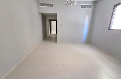 Apartment - 1 Bedroom - 1 Bathroom for rent in Sohool Building - Al Butina - Sharjah