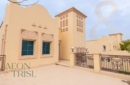 Villa - 2 Bedrooms - 4 Bathrooms for rent in District 2C - Jumeirah Village Triangle - Dubai