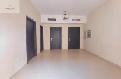 شقة - غرفة نوم - 2 حمامات للايجار في برج النور ٤ - النهدة 2 - النهدة - دبي - دبي
