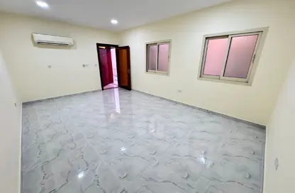 شقة - 1 حمام للايجار في مركز محمد بن زايد - مدينة محمد بن زايد - أبوظبي
