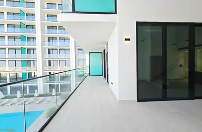 شقة - 2 غرف نوم - 3 حمامات للايجار في بن غاطي أزور - منطقة 16 - قرية جميرا الدائرية - دبي