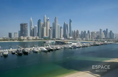 Apartment - 2 Bedrooms - 2 Bathrooms for sale in Palace Beach Residence - EMAAR Beachfront - Dubai Harbour - Dubai