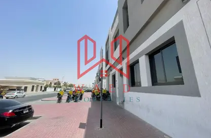 Villa - Studio - 4 Bathrooms for rent in Al Barsha 2 Villas - Al Barsha 2 - Al Barsha - Dubai