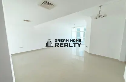 Apartment - 2 Bedrooms - 3 Bathrooms for rent in Majestic Tower - Al Taawun Street - Al Taawun - Sharjah