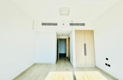 Apartment - 2 Bedrooms - 3 Bathrooms for rent in Jumeirah Garden City - Al Satwa - Dubai