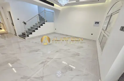 فيلا - 3 غرف نوم - 5 حمامات للايجار في مسكن الامير - منطقة 11 - قرية الجميرا سركل - دبي