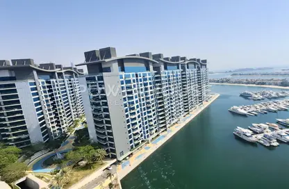 Apartment - 4 Bedrooms - 7 Bathrooms for rent in Marina Residences 1 - Marina Residences - Palm Jumeirah - Dubai