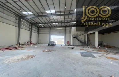 Warehouse - Studio - 2 Bathrooms for rent in Umm Al Thuoob - Umm Al Quwain