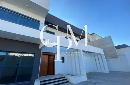 Villa - Studio - 4 Bathrooms for rent in Al Nahyan - Abu Dhabi