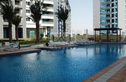 Apartment - 1 Bedroom - 1 Bathroom for rent in Canal Star Tower - Al Majaz 3 - Al Majaz - Sharjah