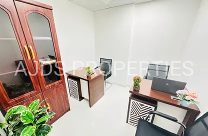 Office Space - Studio - 1 Bathroom for rent in Silver Home Building - Hor Al Anz - Deira - Dubai