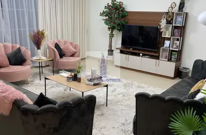 Villa - 4 Bedrooms - 4 Bathrooms for rent in Nad Al Sheba Villas - Nad Al Sheba 3 - Nad Al Sheba - Dubai