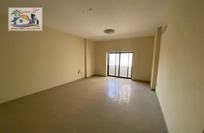 شقة - 3 غرف نوم - 3 حمامات للايجار في برج صن لايت - القاسمية - الشارقة