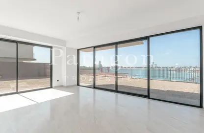 Villa - 5 Bedrooms - 7 Bathrooms for sale in Beach Homes - Falcon Island - Al Hamra Village - Ras Al Khaimah
