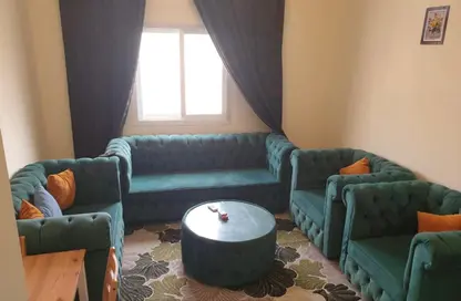 شقة - غرفة نوم - 2 حمامات للايجار في كورنيش عجمان - عجمان