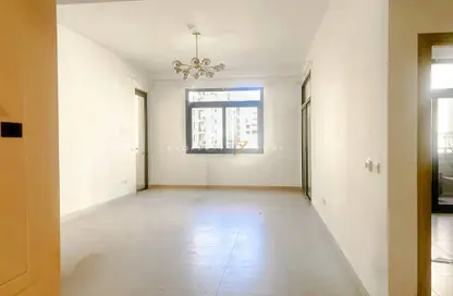 Apartment - 1 Bedroom - 1 Bathroom for rent in Rawda Apartments - Town Square - Dubai