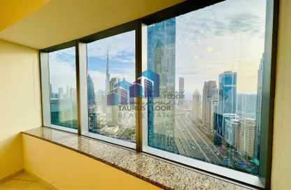 شقة - 2 غرف نوم - 2 حمامات للايجار في برج توينتي فرست سينشري - شارع الشيخ زايد - دبي
