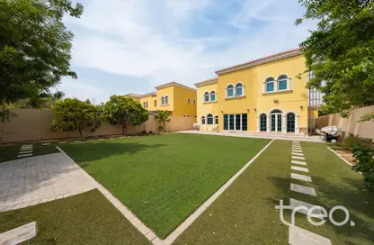 Villa - 4 Bedrooms - 5 Bathrooms for sale in Legacy - Jumeirah Park - Dubai