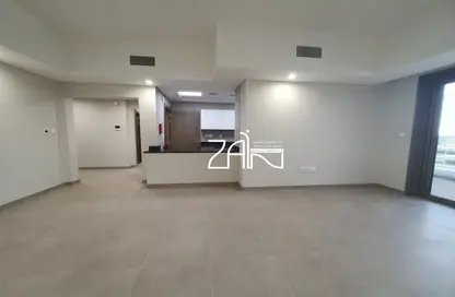 Apartment - 2 Bedrooms - 3 Bathrooms for rent in Al Falah Street - City Downtown - Abu Dhabi