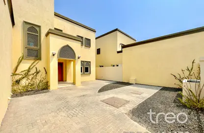Villa - 3 Bedrooms - 4 Bathrooms for sale in Regional - Jumeirah Park - Dubai