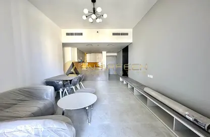 شقة - 2 غرف نوم - 3 حمامات للايجار في ذا في تاور - مجمع دبي ريزيدنس - دبي