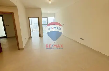 شقة - 2 غرف نوم - 2 حمامات للايجار في راديانت سكوير - مدينة الأضواء - جزيرة الريم - أبوظبي شقة - 2 غرف نوم - 2 حمامات للايجار في راديانت سكوير - مدينة الأضواء - جزيرة الريم - أبوظبي