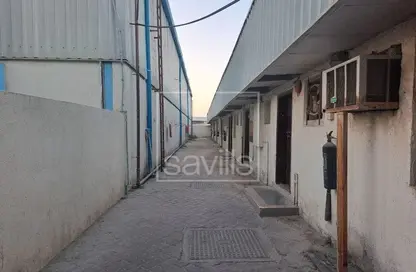 سكن عمال - استوديو للايجار في المنطقة الصناعية رقم 12 - المنطقة الصناعية بالشارقة - الشارقة