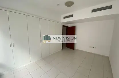 شقة - 2 غرف نوم - 3 حمامات للايجار في شارع التعاون الجديد - التعاون - الشارقة شقة - 2 غرف نوم - 3 حمامات للايجار في شارع التعاون الجديد - التعاون - الشارقة