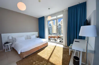 Room / Bedroom image for: Hotel  and  Hotel Apartment - 1 Bathroom for rent in Jannah Place Dubai Marina - Dubai Marina - Dubai, Image 1