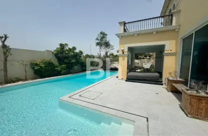Villa - 4 Bedrooms - 5 Bathrooms for rent in Jumeirah Park - Dubai