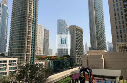 Outdoor Building image for: Apartment - 1 Bedroom - 2 Bathrooms for rent in Standpoint Tower 1 - Standpoint Towers - Downtown Dubai - Dubai, Image 1