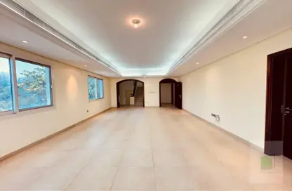 Villa - 5 Bedrooms - 6 Bathrooms for rent in Al Qurm - Abu Dhabi