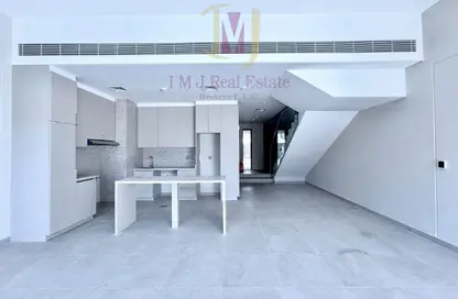 تاون هاوس - 3 غرف نوم - 4 حمامات للايجار في ماج آي - 7 منطقه - مدينة الشيخ محمد بن راشد - دبي تاون هاوس - 3 غرف نوم - 4 حمامات للايجار في ماج آي - 7 منطقه - مدينة الشيخ محمد بن راشد - دبي